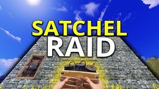 RUST SATCHEL CHARGE RAIDING A LAZY BUILDER Rust Solo Survival Gameplay S1E3 [upl. by Franchot]