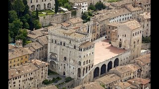 Gubbio  Cosa visitare in un giorno nella più antica città medievale dellUmbria [upl. by Nuahsad]