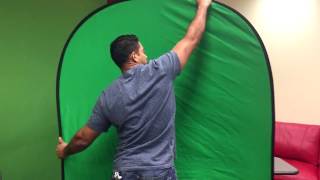 How to fold a portable green screen SIMPLE [upl. by Haldes602]